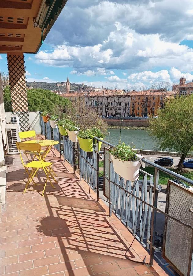 Riverview Luxury Flat Βερόνα Εξωτερικό φωτογραφία